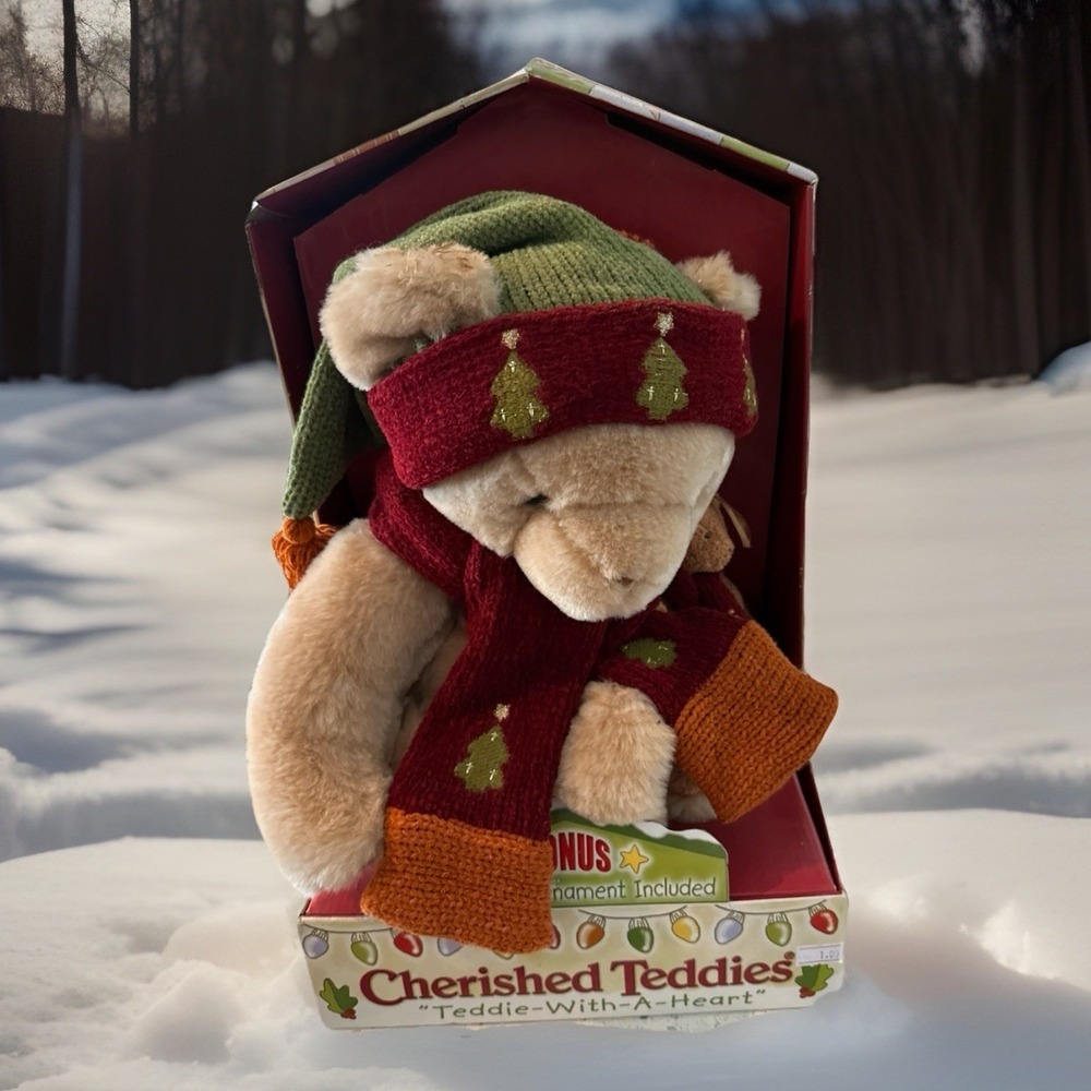 Vintage Cherished Teddies Teddy Plush 2002 Teddie With A Heart Ornament Bear